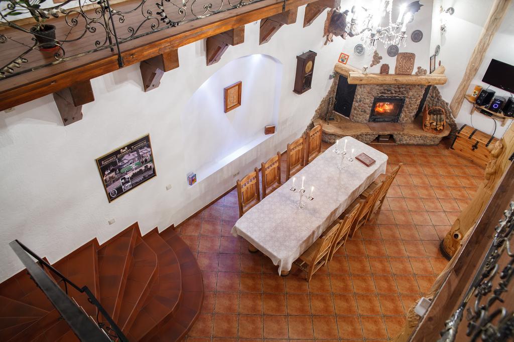 Karalinski Falvarok Tyzengauza Otel Korolino  Oda fotoğraf