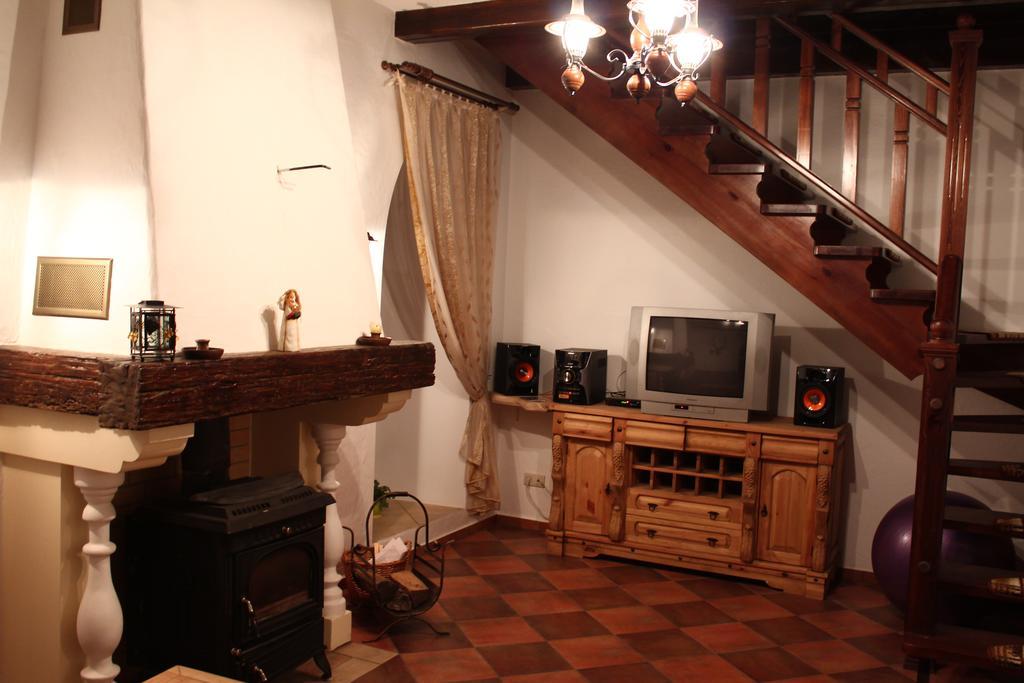 Karalinski Falvarok Tyzengauza Otel Korolino  Oda fotoğraf