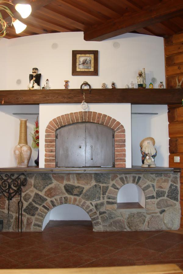 Karalinski Falvarok Tyzengauza Otel Korolino  Dış mekan fotoğraf
