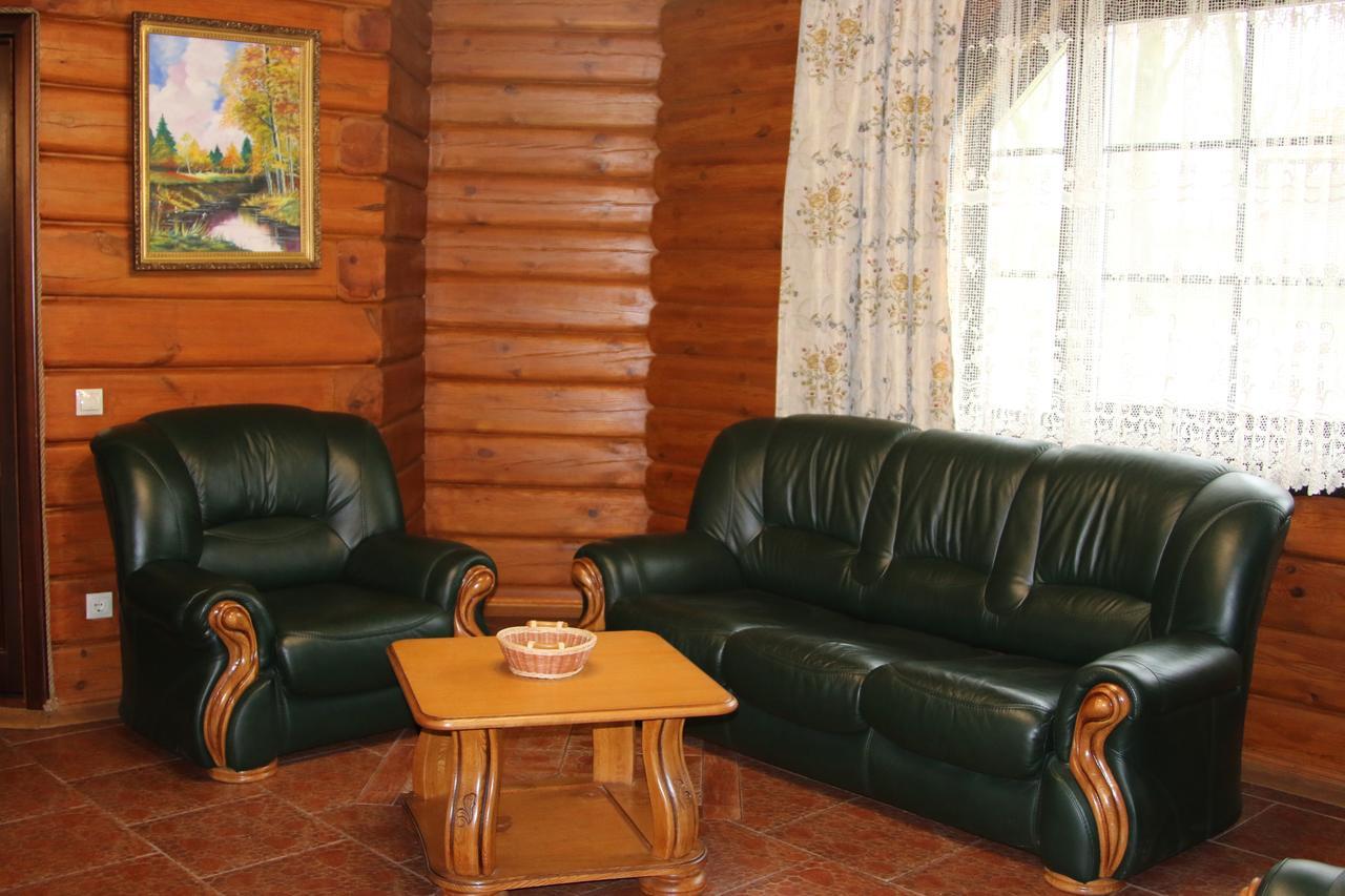 Karalinski Falvarok Tyzengauza Otel Korolino  Dış mekan fotoğraf